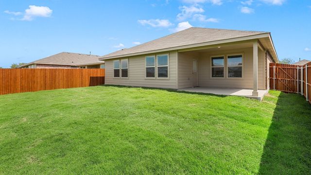 413 LUBBOCK Drive, Azle, TX 76020