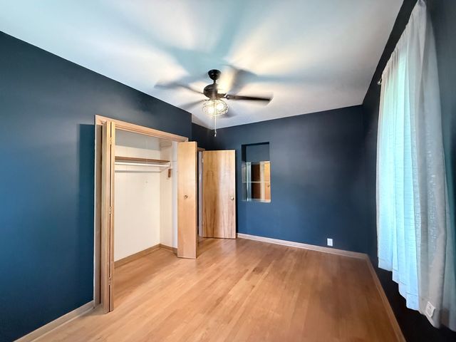 34 S RIVER Street, South Elgin, IL 60177