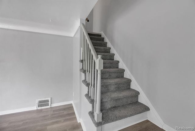 12710 Kelly Road, Detroit, MI 48224