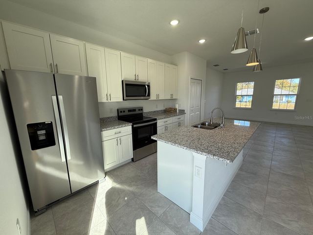 6142 SW 154TH PLACE ROAD, Ocala, FL 34473