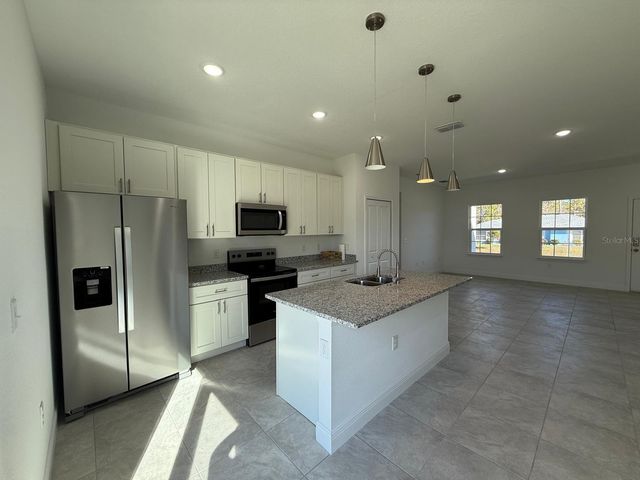 6142 SW 154TH PLACE ROAD, Ocala, FL 34473