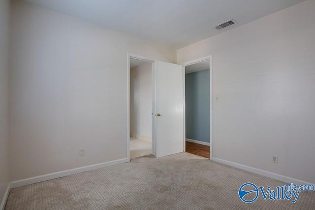 100 Westbury Drive SW, Huntsville, AL 35802