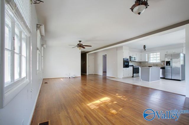 100 Westbury Drive SW, Huntsville, AL 35802