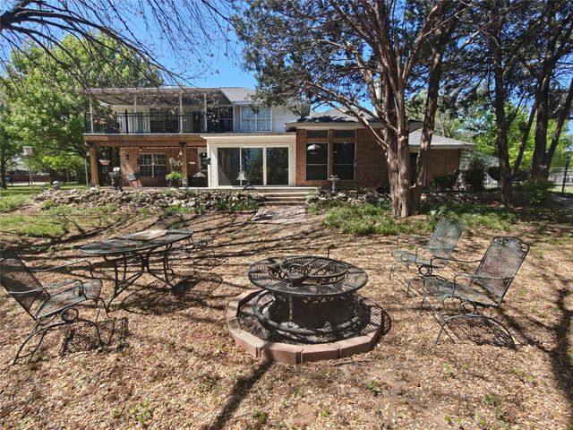 5210 Cliff Haven Drive, Dallas, TX 75236