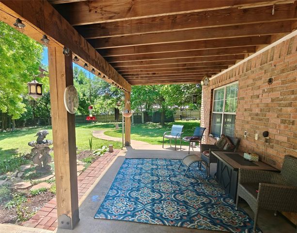 5210 Cliff Haven Drive, Dallas, TX 75236
