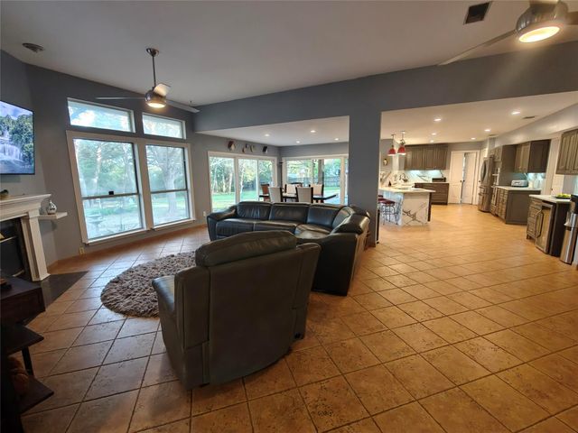 5210 Cliff Haven Drive, Dallas, TX 75236