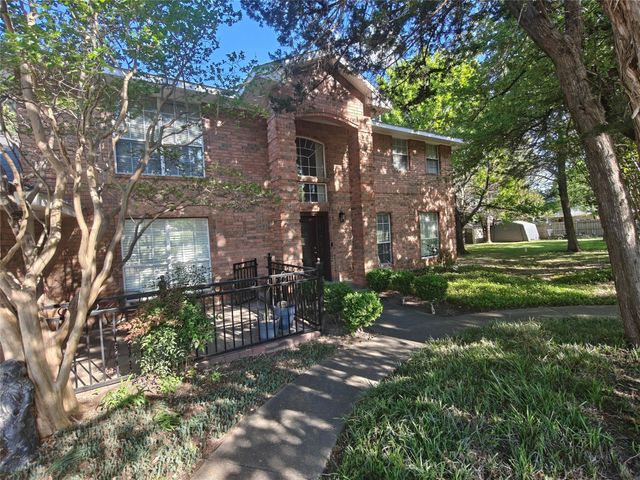 5210 Cliff Haven Drive, Dallas, TX 75236