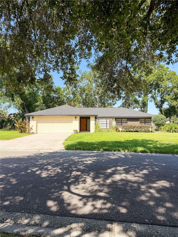 1315 JUNIPER CIRCLE, Plant City, FL 33563