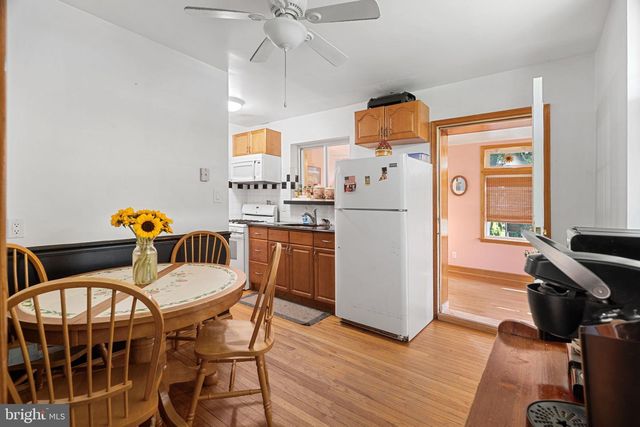 122 SUMAC ST, Philadelphia, PA 19128