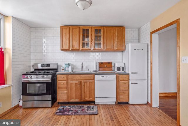 122 SUMAC ST, Philadelphia, PA 19128