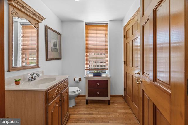 122 SUMAC ST, Philadelphia, PA 19128