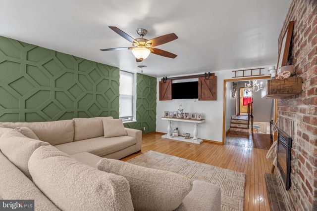 122 SUMAC ST, Philadelphia, PA 19128