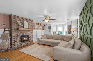 122 SUMAC ST, Philadelphia, PA 19128