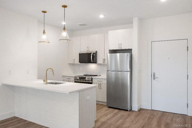 306 Bluestone Court 116, Maybrook, NY 12543