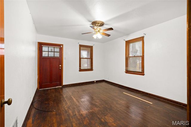 2914 Lyndhurst Avenue, St Louis, MO 63121