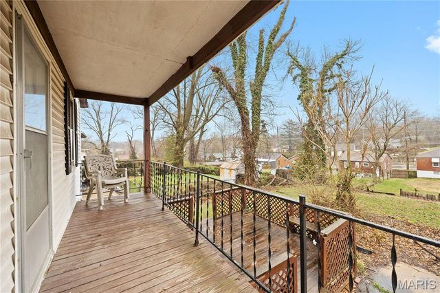 2914 Lyndhurst Avenue, St Louis, MO 63121