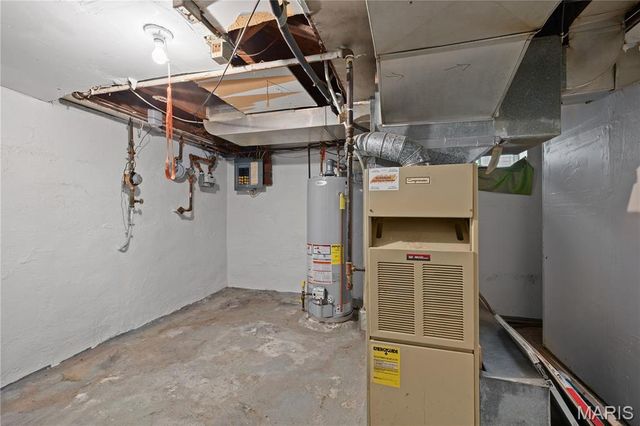 2914 Lyndhurst Avenue, St Louis, MO 63121