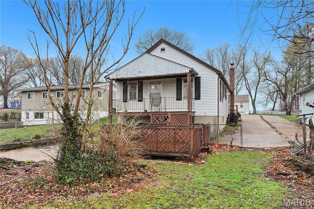 2914 Lyndhurst Avenue, St Louis, MO 63121