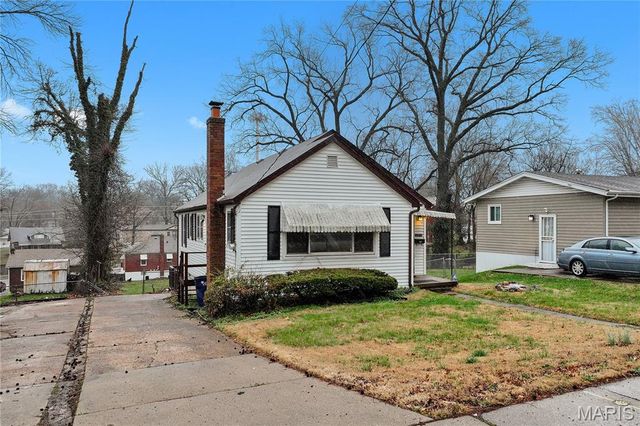 2914 Lyndhurst Avenue, St Louis, MO 63121