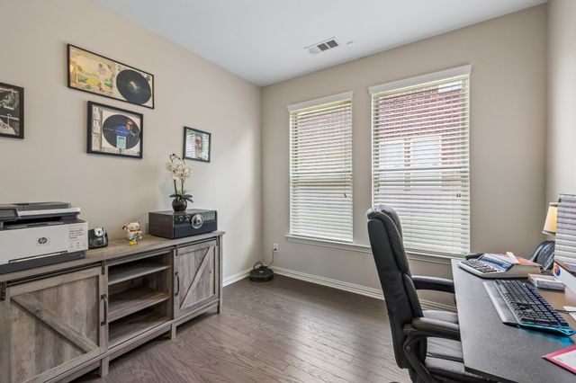 207 Hempstead Ct, Gallatin, TN 37066