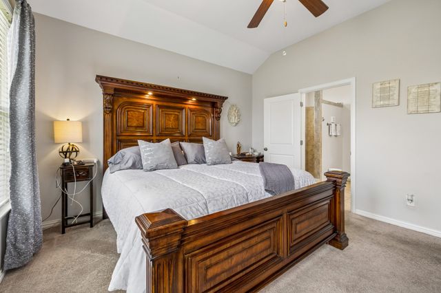 207 Hempstead Ct, Gallatin, TN 37066