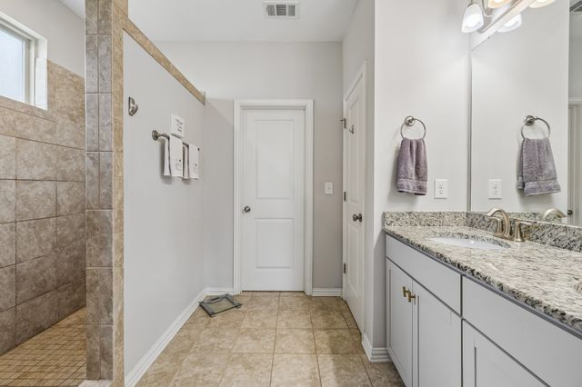 207 Hempstead Ct, Gallatin, TN 37066