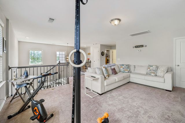 207 Hempstead Ct, Gallatin, TN 37066