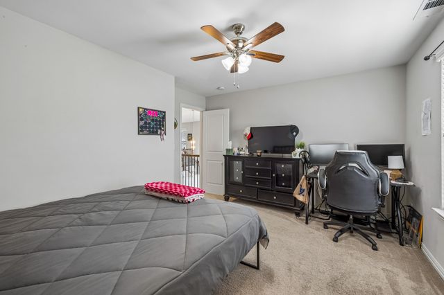 207 Hempstead Ct, Gallatin, TN 37066