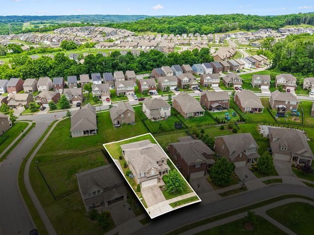 207 Hempstead Ct, Gallatin, TN 37066