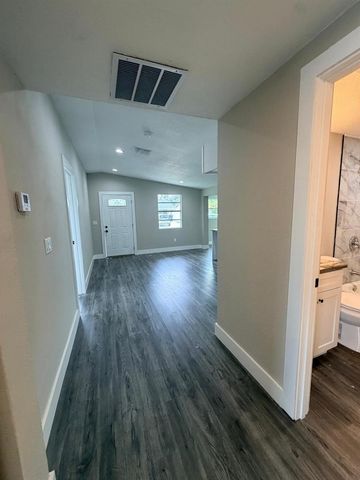 4112 MESA DRIVE, New Port Richey, FL 34653