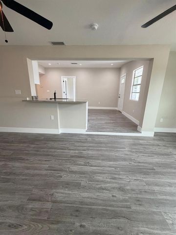 4112 MESA DRIVE, New Port Richey, FL 34653