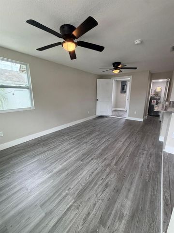 4112 MESA DRIVE, New Port Richey, FL 34653