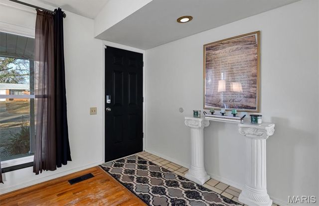 3560 Tremont Drive, Florissant, MO 63033