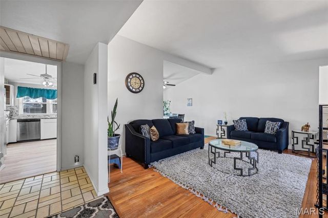 3560 Tremont Drive, Florissant, MO 63033