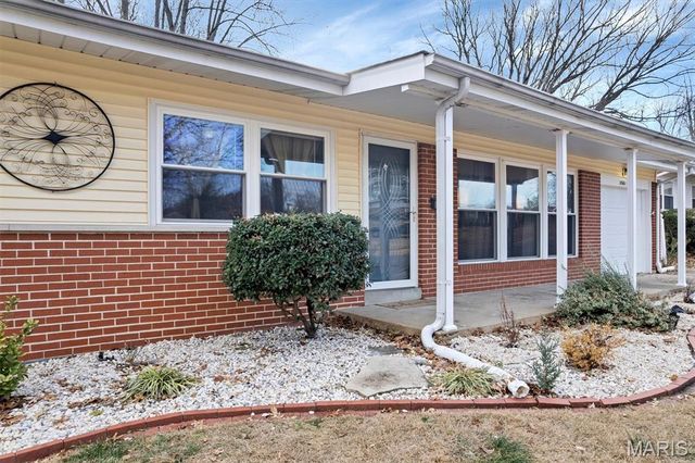 3560 Tremont Drive, Florissant, MO 63033