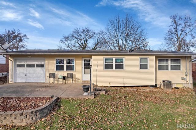 3560 Tremont Drive, Florissant, MO 63033