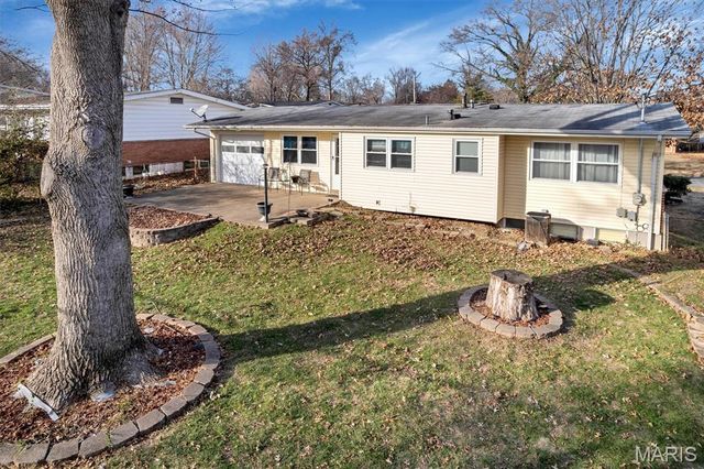 3560 Tremont Drive, Florissant, MO 63033