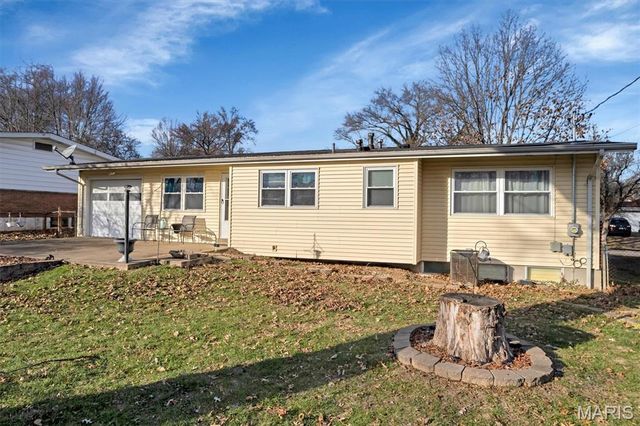3560 Tremont Drive, Florissant, MO 63033