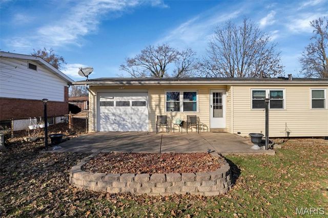 3560 Tremont Drive, Florissant, MO 63033