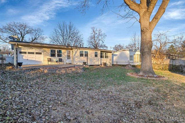 3560 Tremont Drive, Florissant, MO 63033