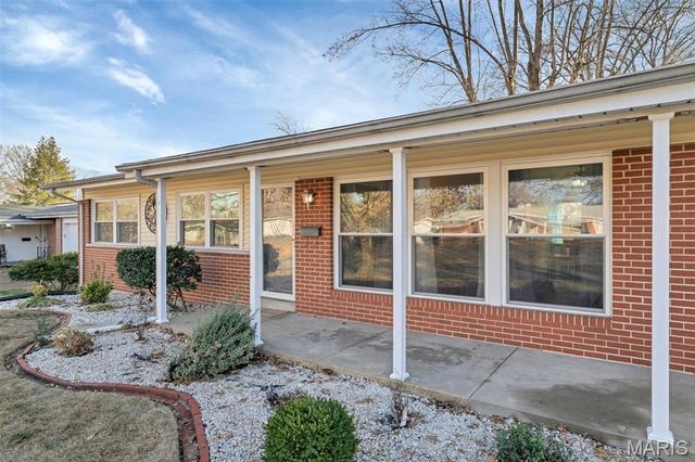 3560 Tremont Drive, Florissant, MO 63033