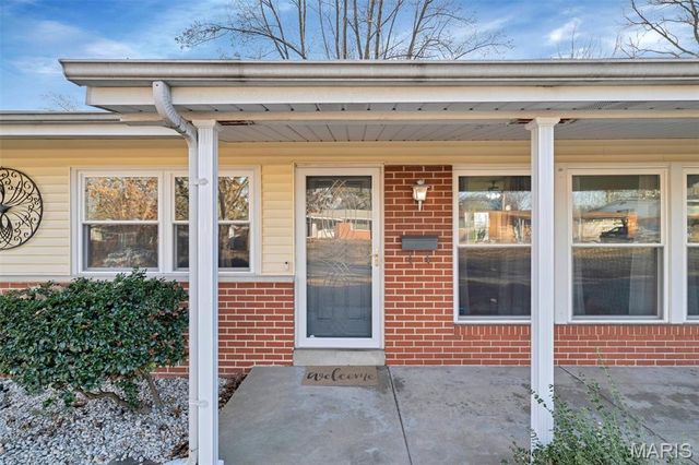 3560 Tremont Drive, Florissant, MO 63033