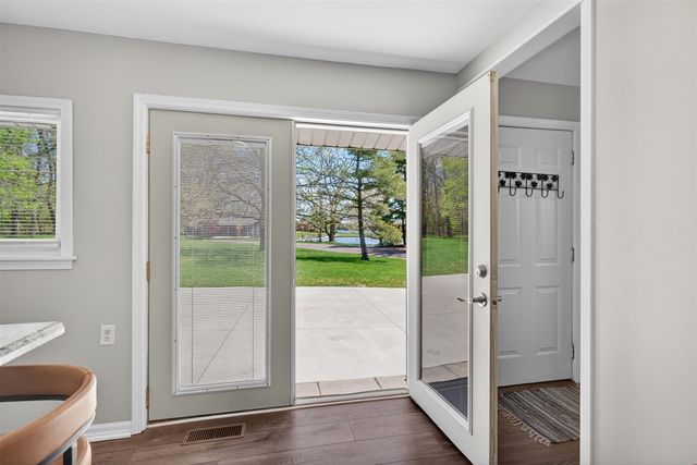 10674 Wesch Road, Brooklyn, MI 49230