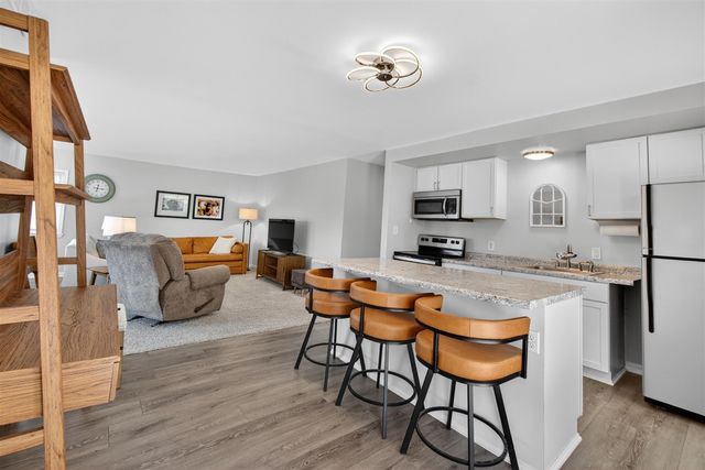10674 Wesch Road, Brooklyn, MI 49230