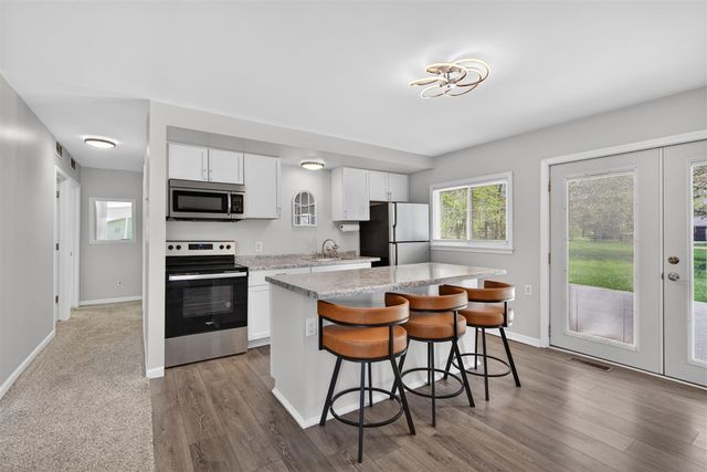 10674 Wesch Road, Brooklyn, MI 49230