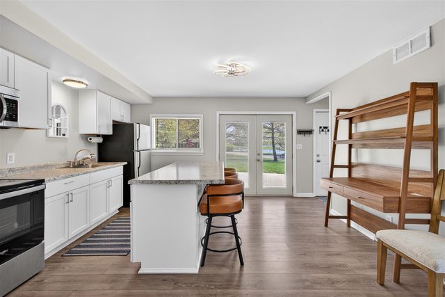 10674 Wesch Road, Brooklyn, MI 49230