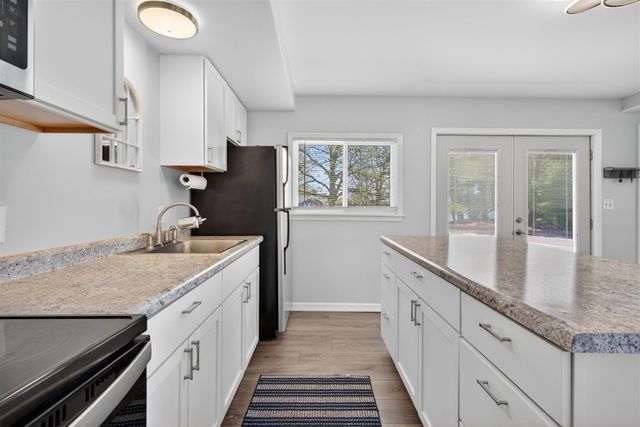 10674 Wesch Road, Brooklyn, MI 49230