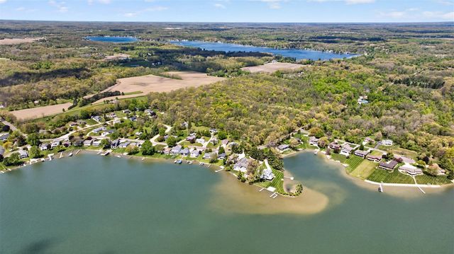 10674 Wesch Road, Brooklyn, MI 49230
