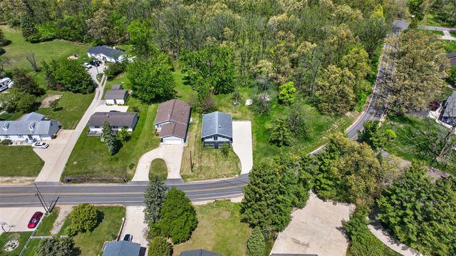 10674 Wesch Road, Brooklyn, MI 49230