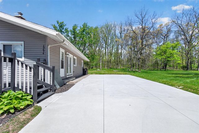 10674 Wesch Road, Brooklyn, MI 49230